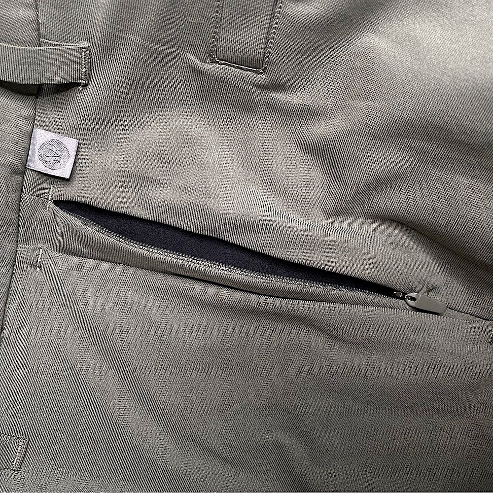 Lululemon Men’s ABC Classic-Fit Short 9" Inseam *WovenAir `Rover’ Size (38) - Picture 10 of 13